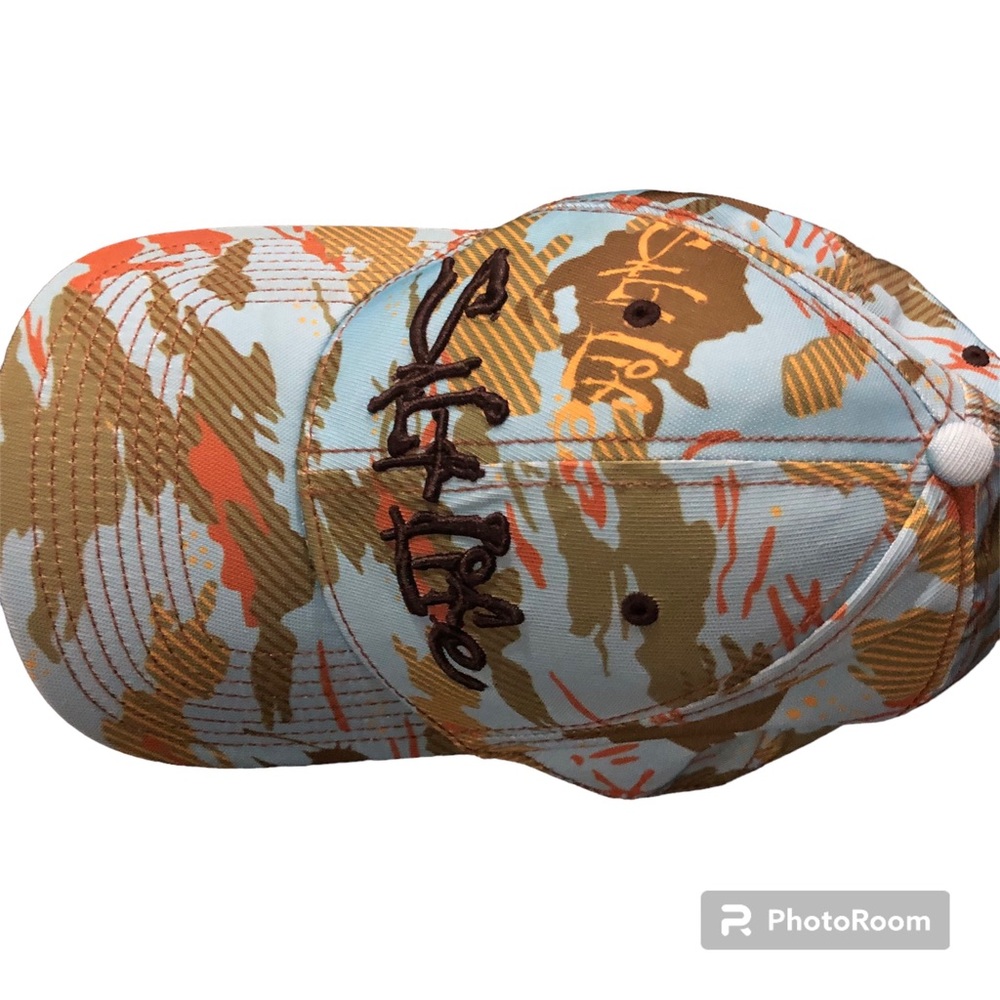 NWOT Salt Life Camo Embroidered Hat A